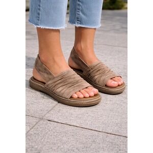 Tory Burch Women Taupe Suede Ruched Slingback Flat Sandals Shoes Size 6.5